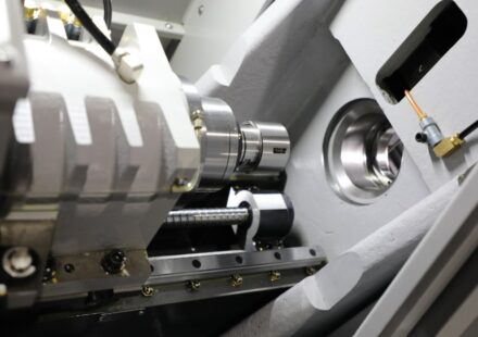 swiss type automatic lathe machine